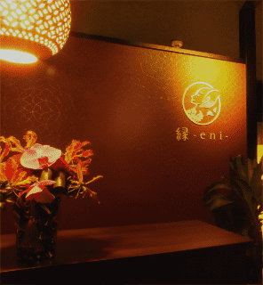 eni ドライヘッドスパ専門店の入り口写真